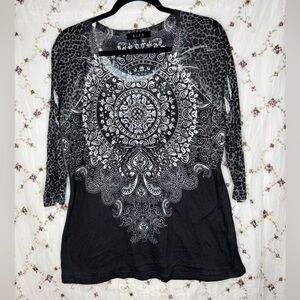 B.L.E.U. Black and White Mandala Long Sleeve Top